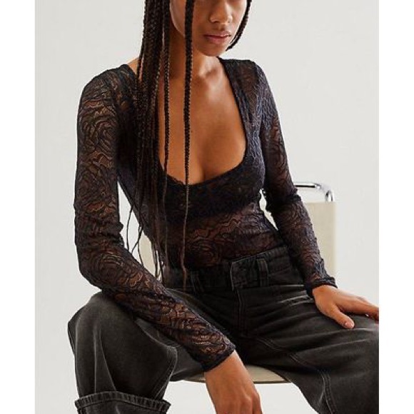 Free People Women’s In My Head Sheer Lace Bodysuit Thong Black Lace LARGE NWOT - Picture 12 of 15
